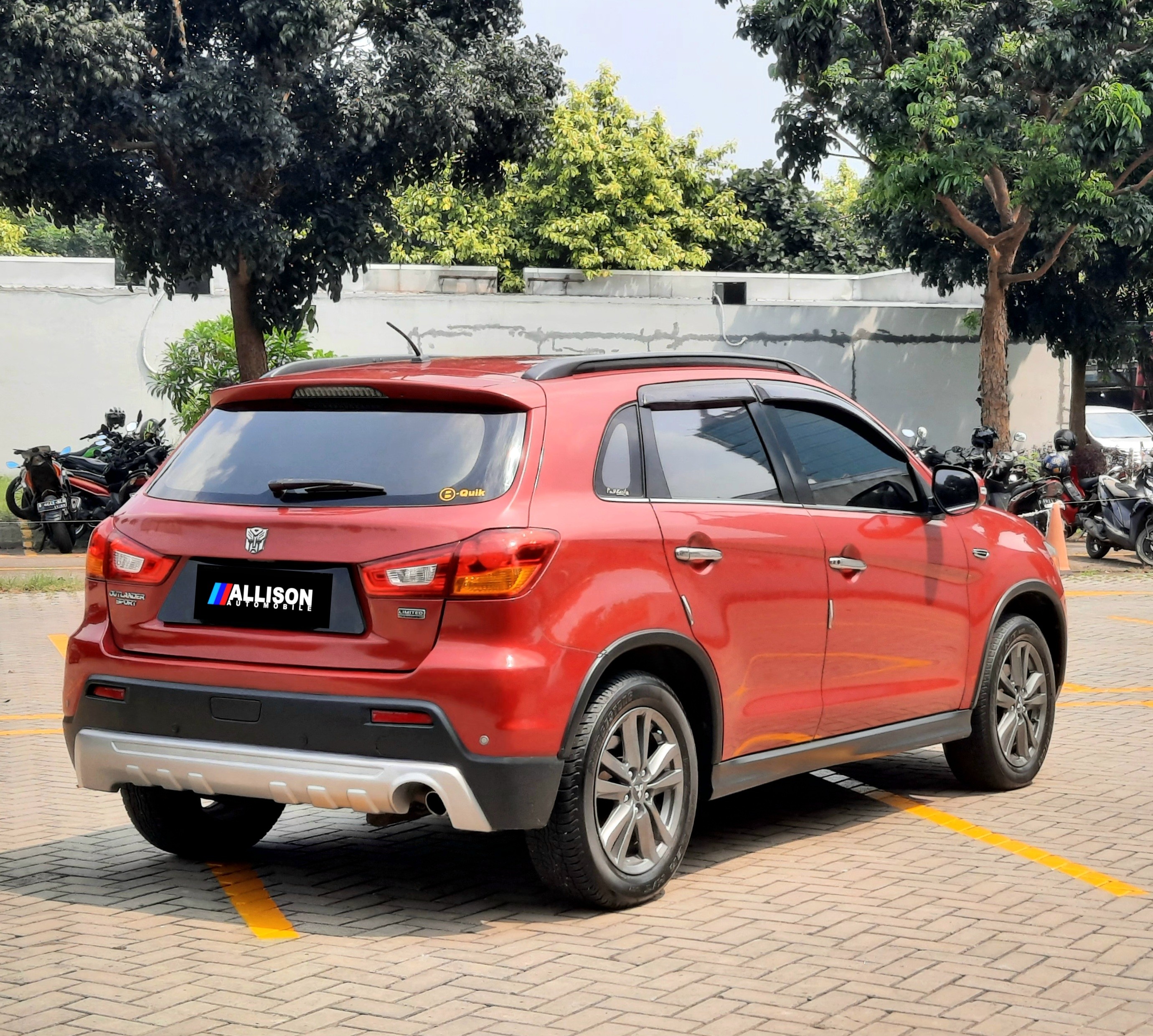 2014 Mitsubishi Outlander Sport PX LIMITED AT 2014 Mitsubishi Outlander Sport PX LIMITED AT