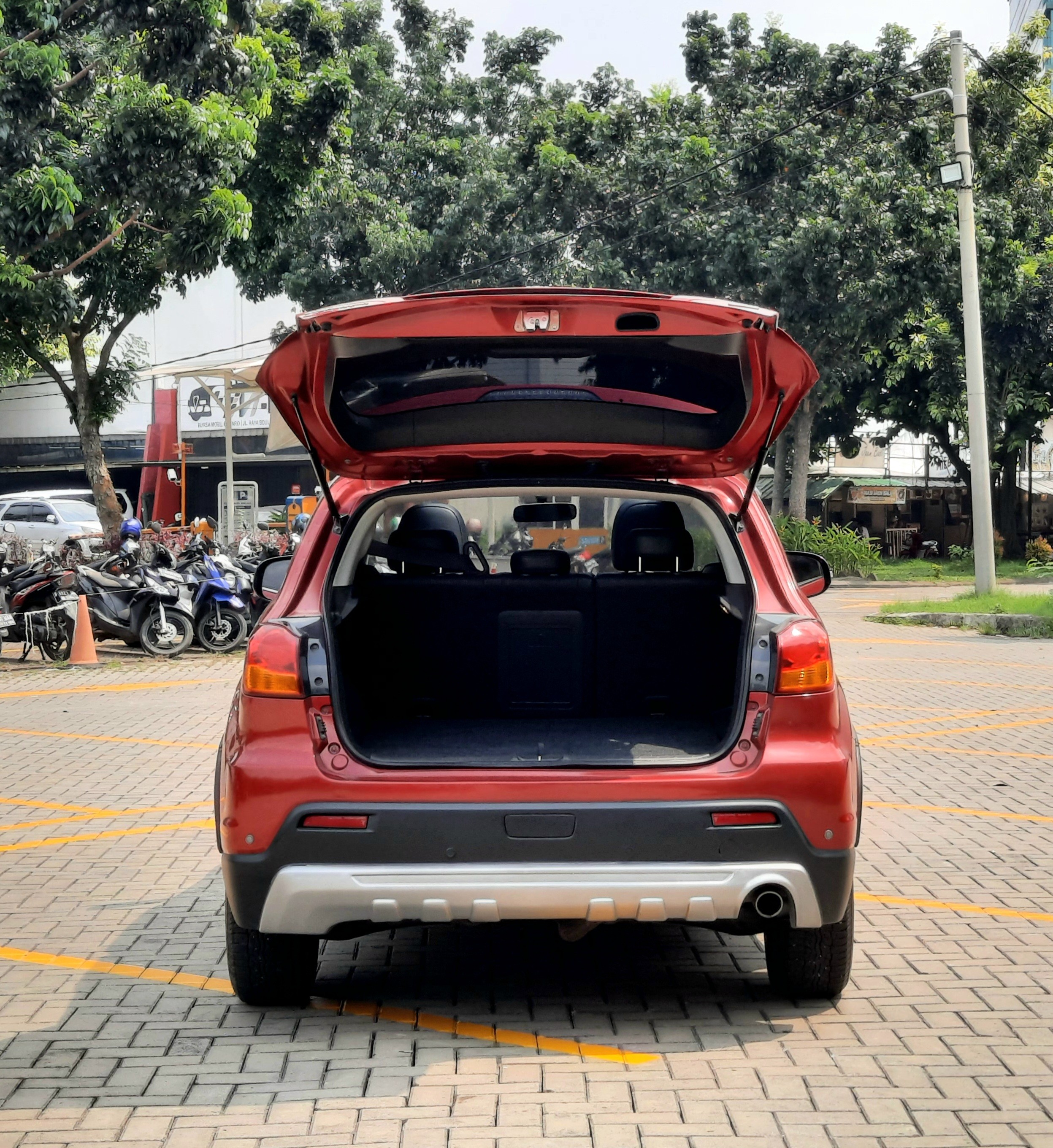 2014 Mitsubishi Outlander Sport PX LIMITED AT 2014 Mitsubishi Outlander Sport PX LIMITED AT