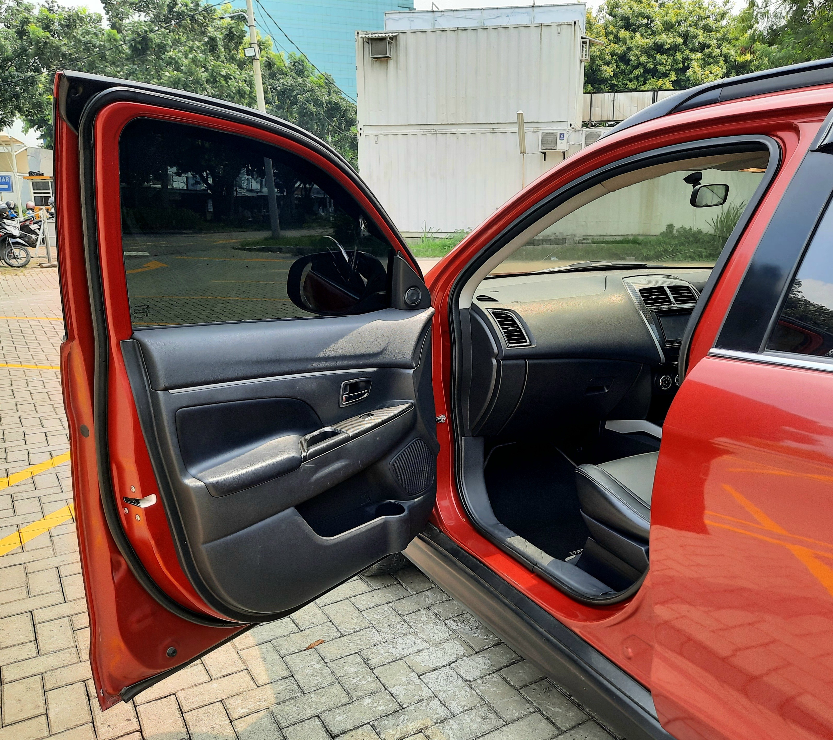 2014 Mitsubishi Outlander Sport PX LIMITED AT 2014 Mitsubishi Outlander Sport PX LIMITED AT