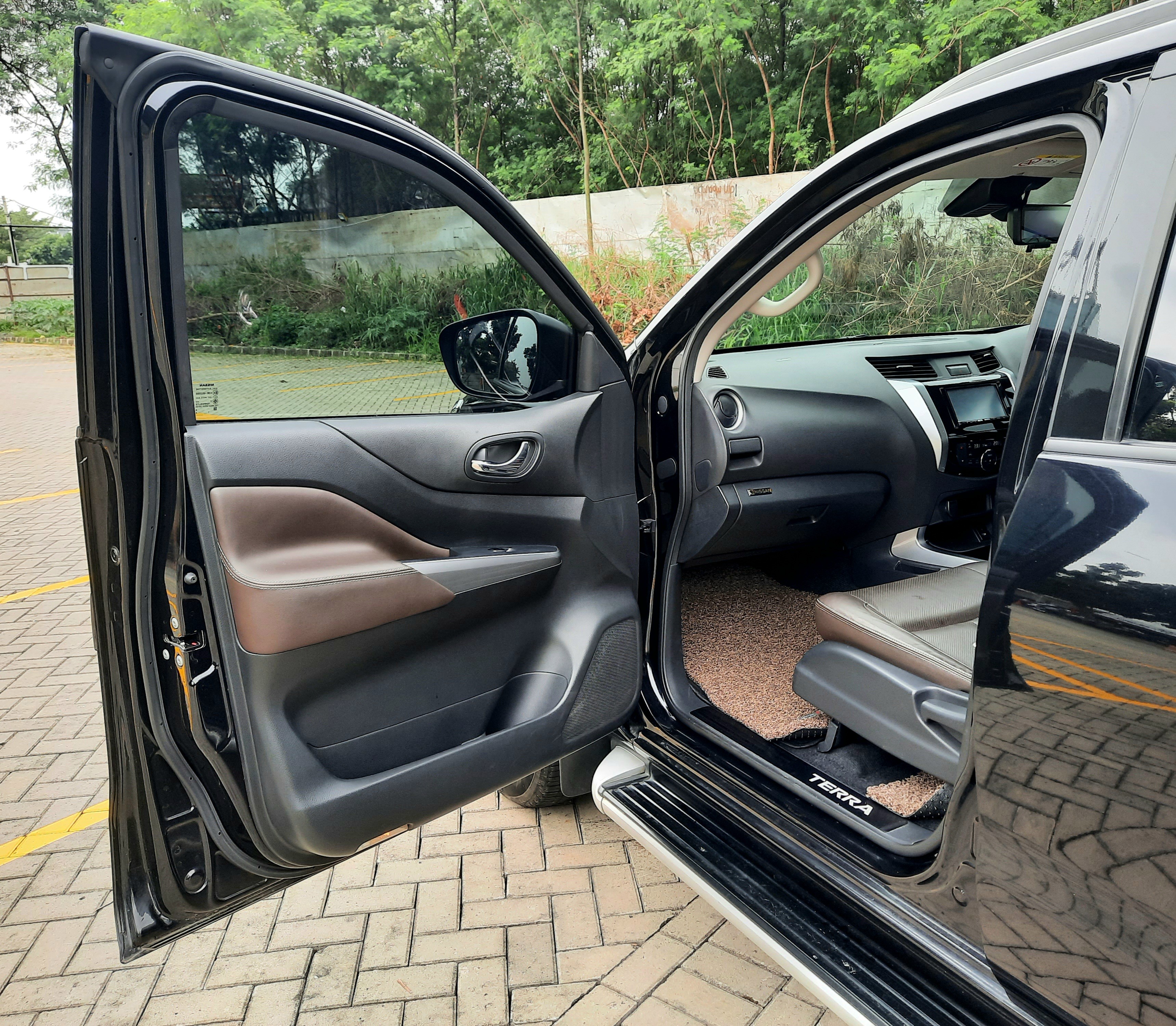 2018 Nissan Terra  VL AT 2018 Nissan Terra  VL AT