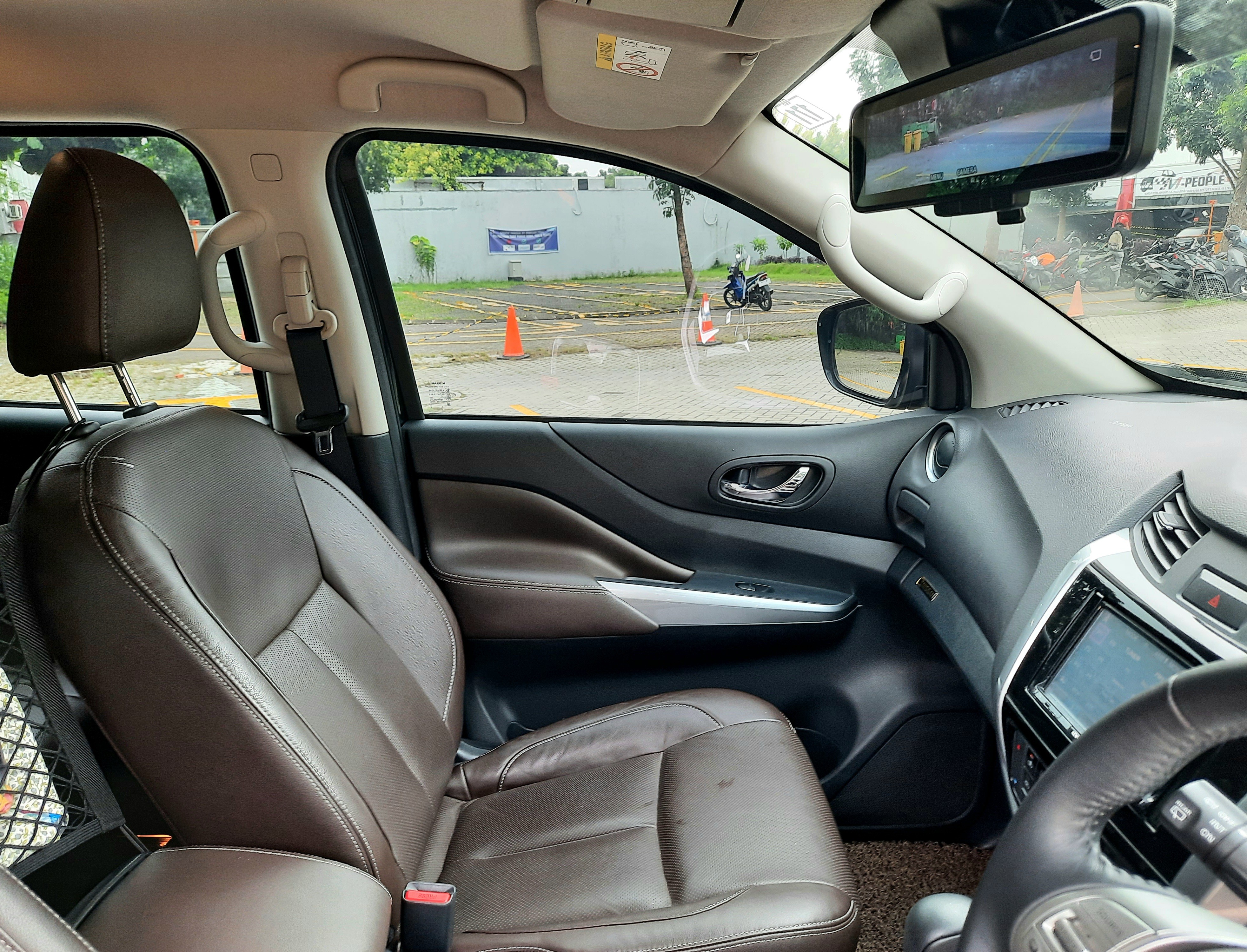 2018 Nissan Terra  VL AT 2018 Nissan Terra  VL AT