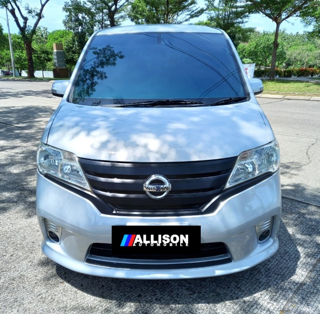 2015 Nissan Serena  2.0L Highway Star 2015 Nissan Serena  2.0L Highway Star