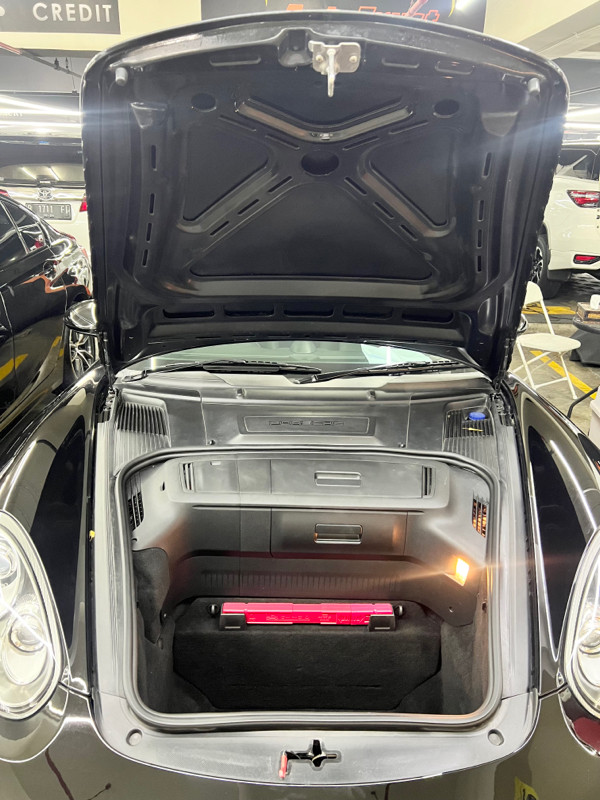 2011 Porsche Cayman 2011 Porsche Cayman