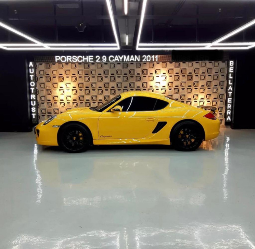 2011 Porsche Cayman 2011 Porsche Cayman