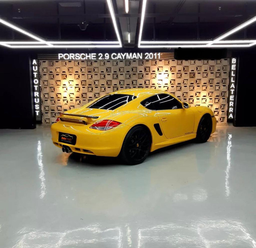 2011 Porsche Cayman 2011 Porsche Cayman