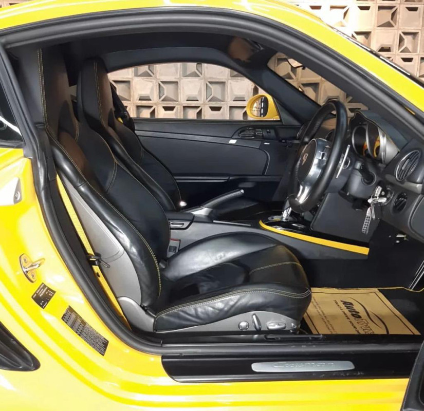 2011 Porsche Cayman 2011 Porsche Cayman