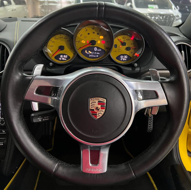 2011 Porsche Cayman 2011 Porsche Cayman