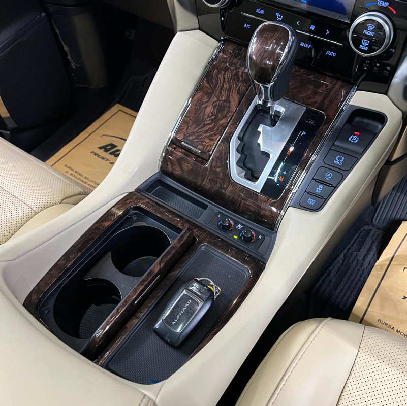 2020 Toyota Alphard 2020 Toyota Alphard