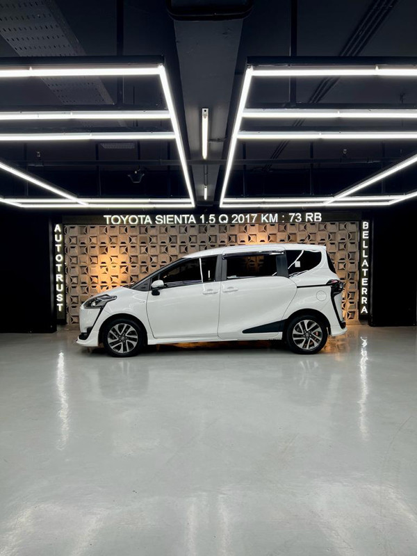 2017 Toyota Sienta 2017 Toyota Sienta