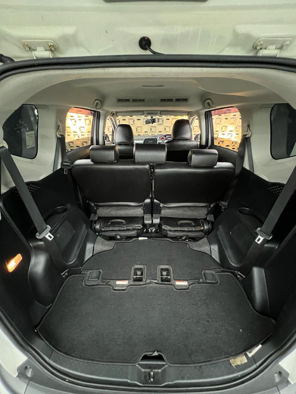 2017 Toyota Sienta 2017 Toyota Sienta