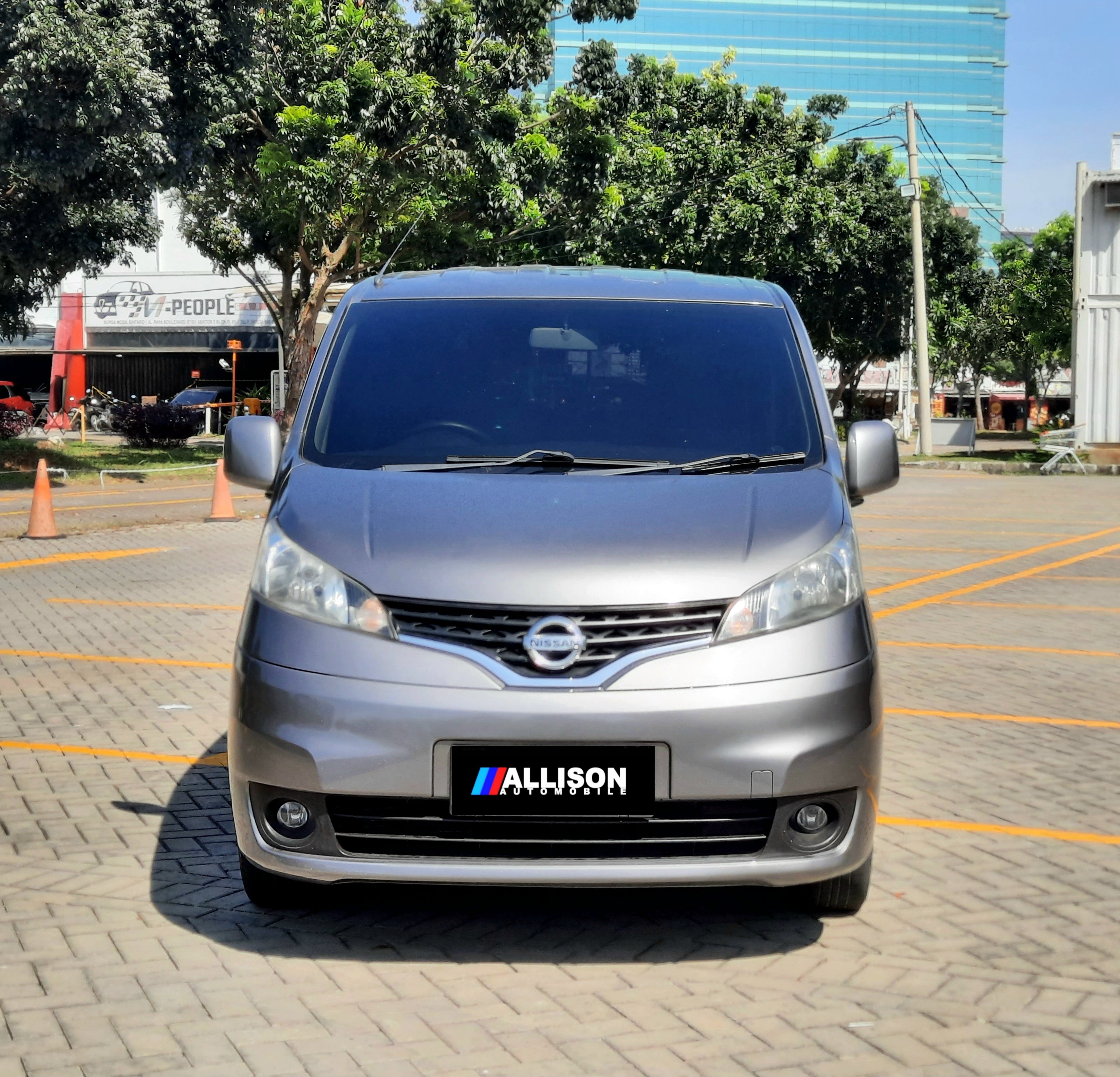 2013 Nissan Evalia 1.5 XV AT 2013 Nissan Evalia 1.5 XV AT