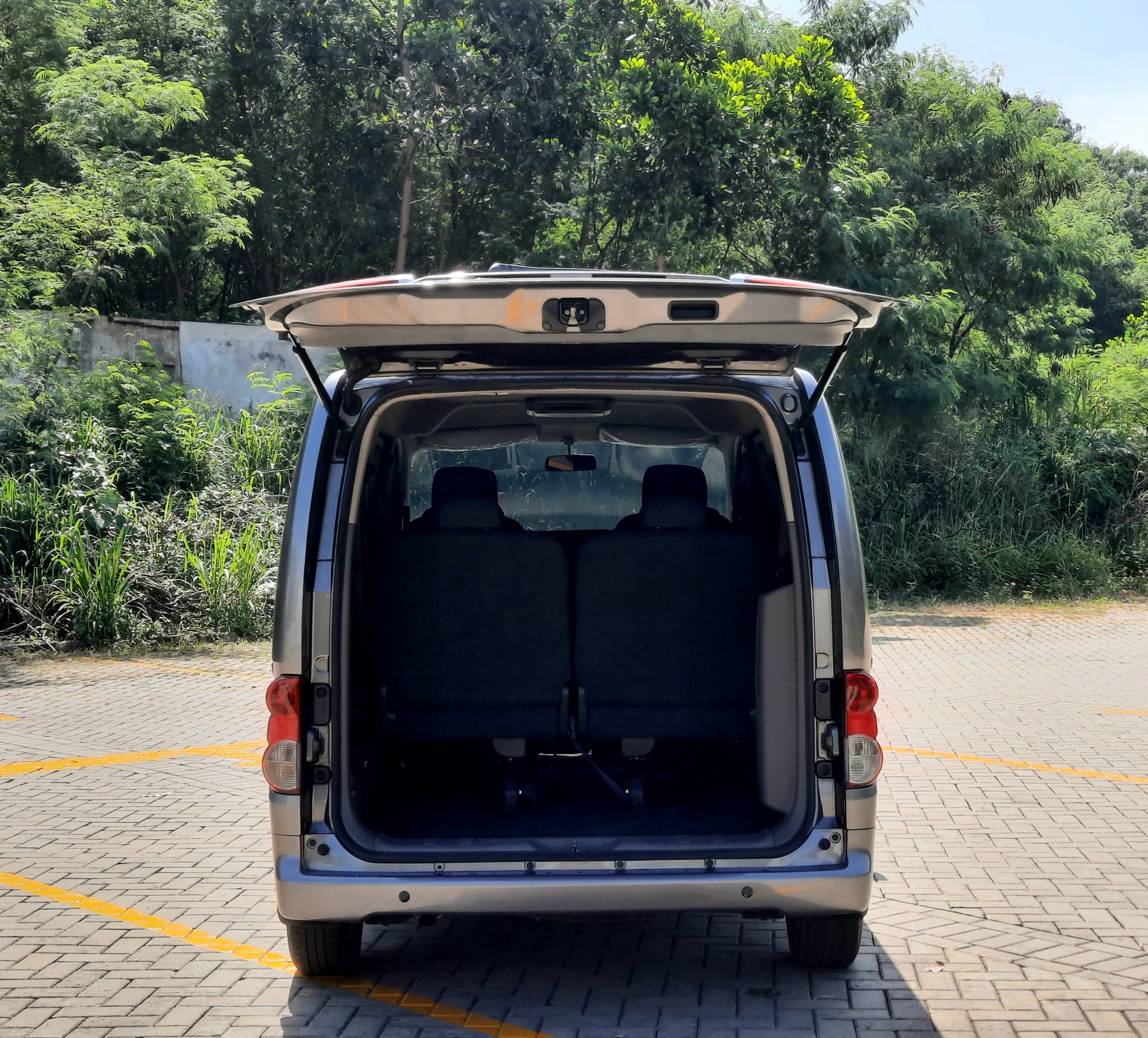 2013 Nissan Evalia 1.5 XV AT 2013 Nissan Evalia 1.5 XV AT