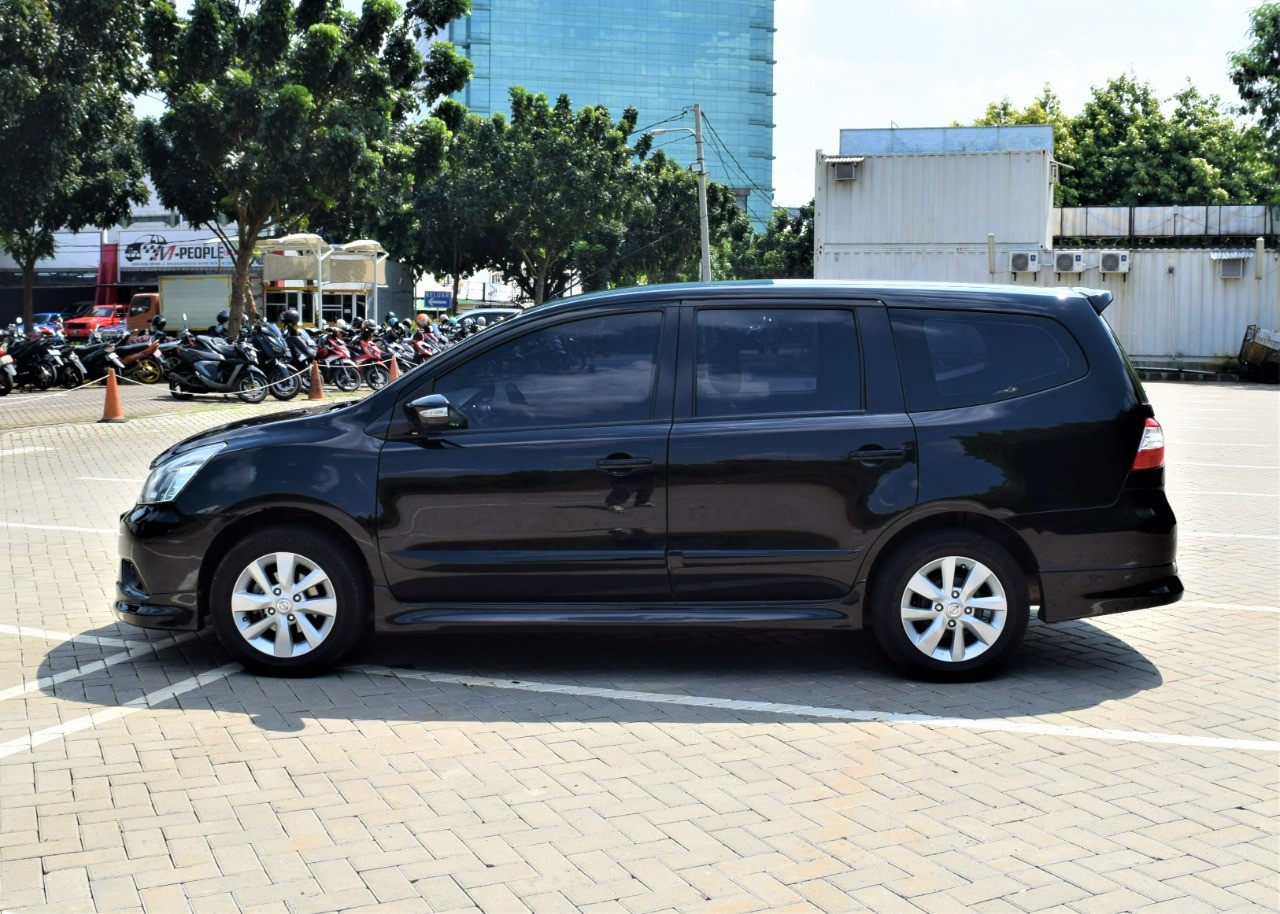 2014 Nissan Grand Livina 1.5 HWS CVT 2014 Nissan Grand Livina 1.5 HWS CVT