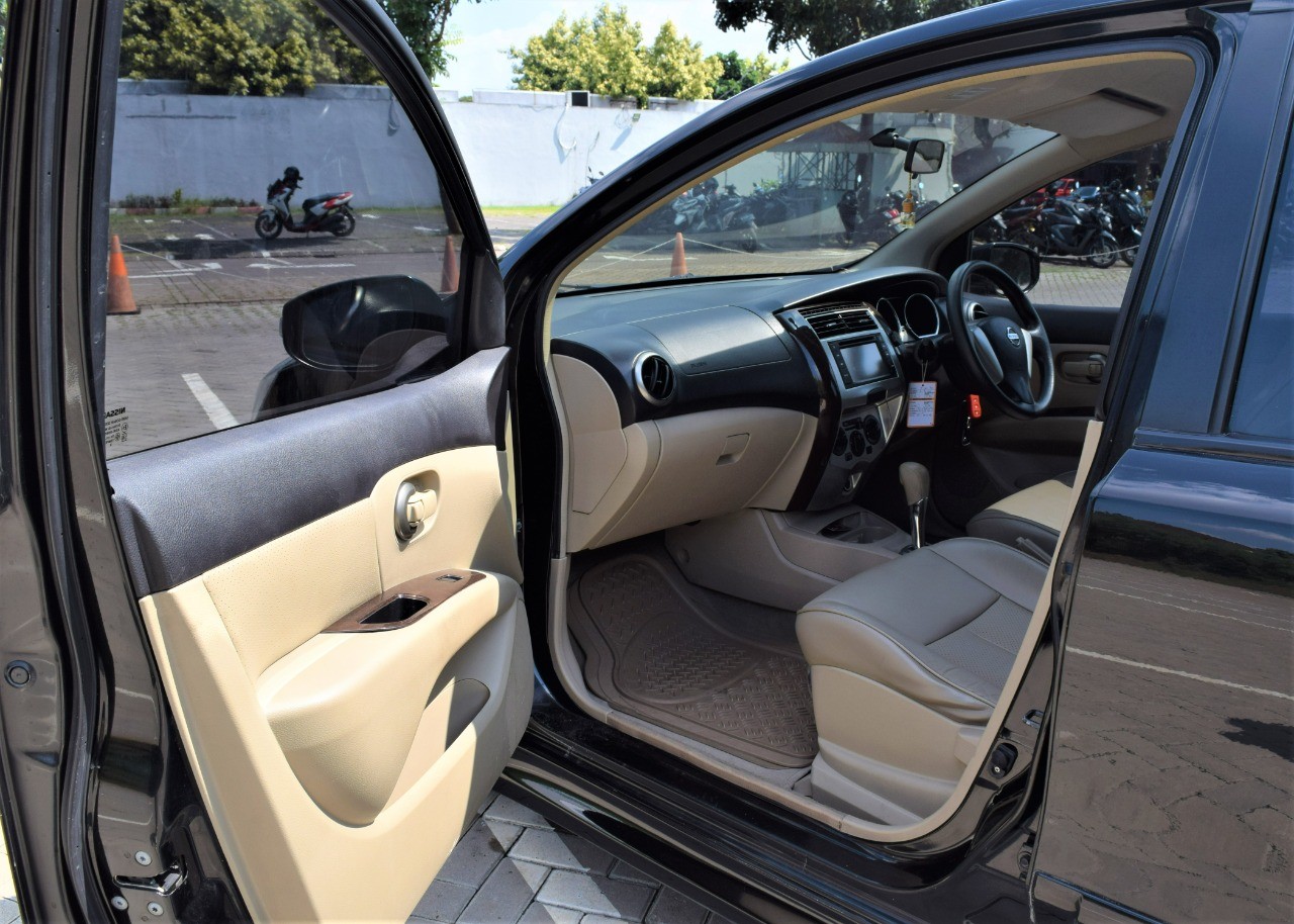 2014 Nissan Grand Livina 1.5 HWS CVT 2014 Nissan Grand Livina 1.5 HWS CVT