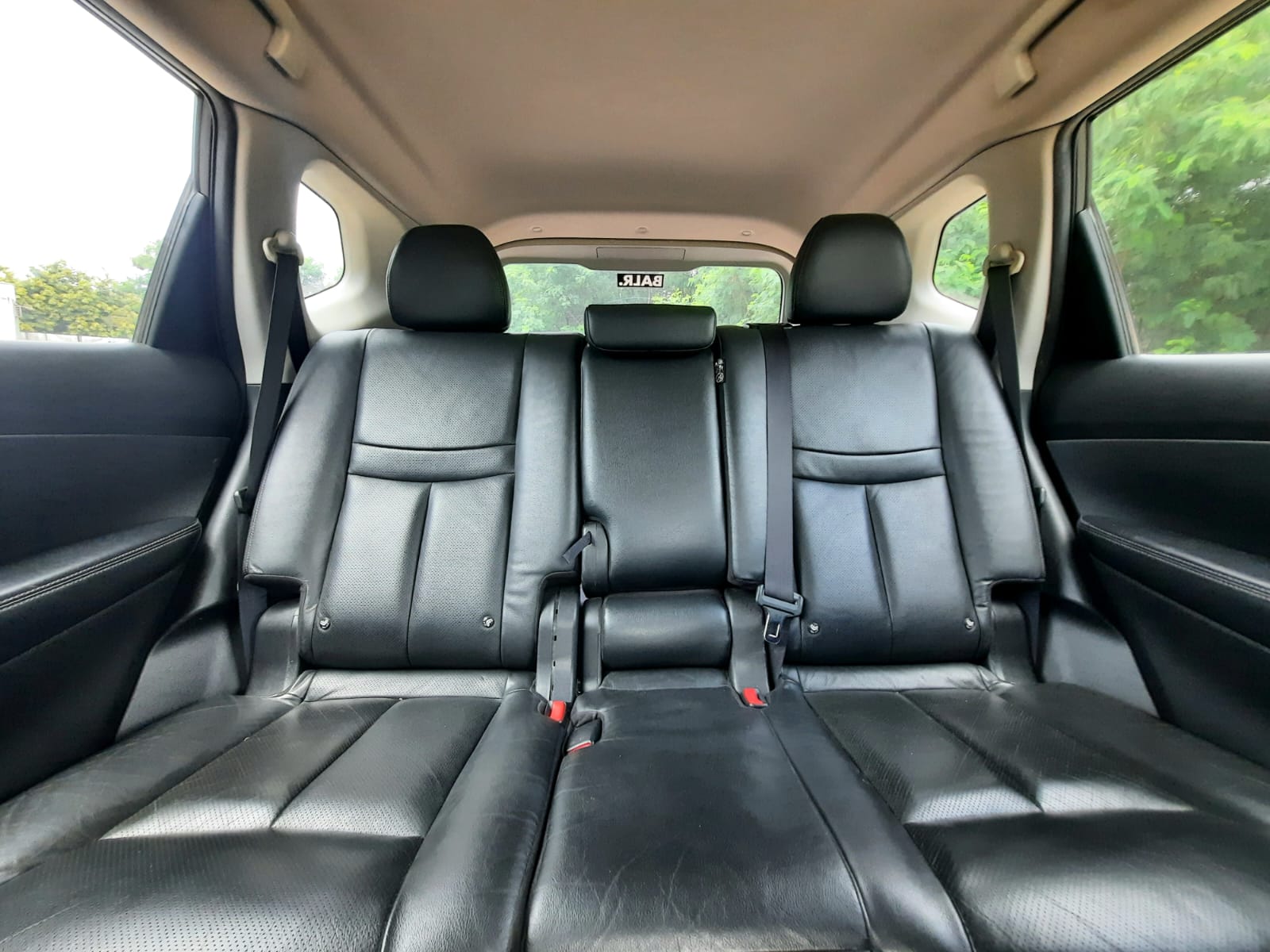 2015 Nissan X Trail 2.5L CVT AT 2015 Nissan X Trail 2.5L CVT AT