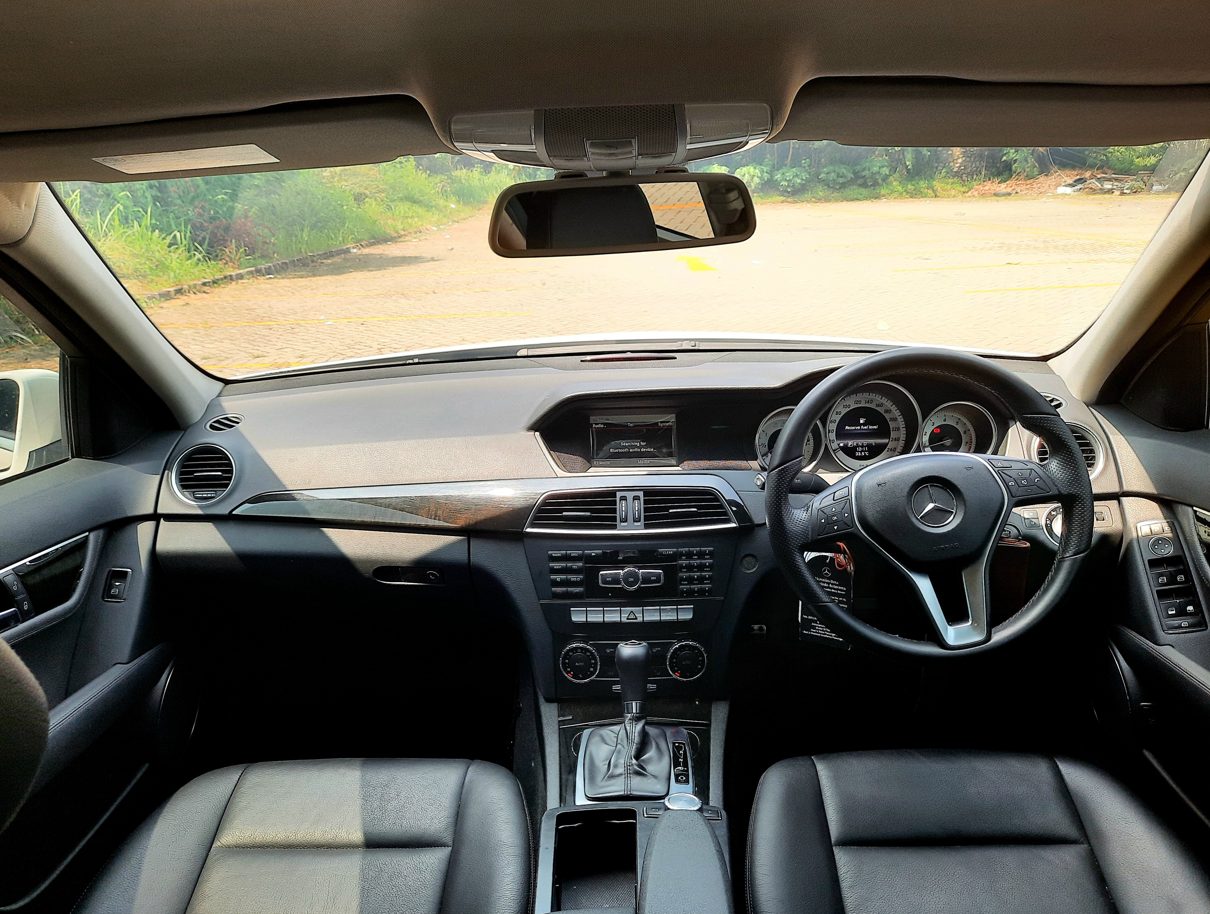 2013 Mercedes Benz C-Class Sedan C 200 CGI Avantgarde 2013 Mercedes Benz C-Class Sedan C 200 CGI Avantgarde