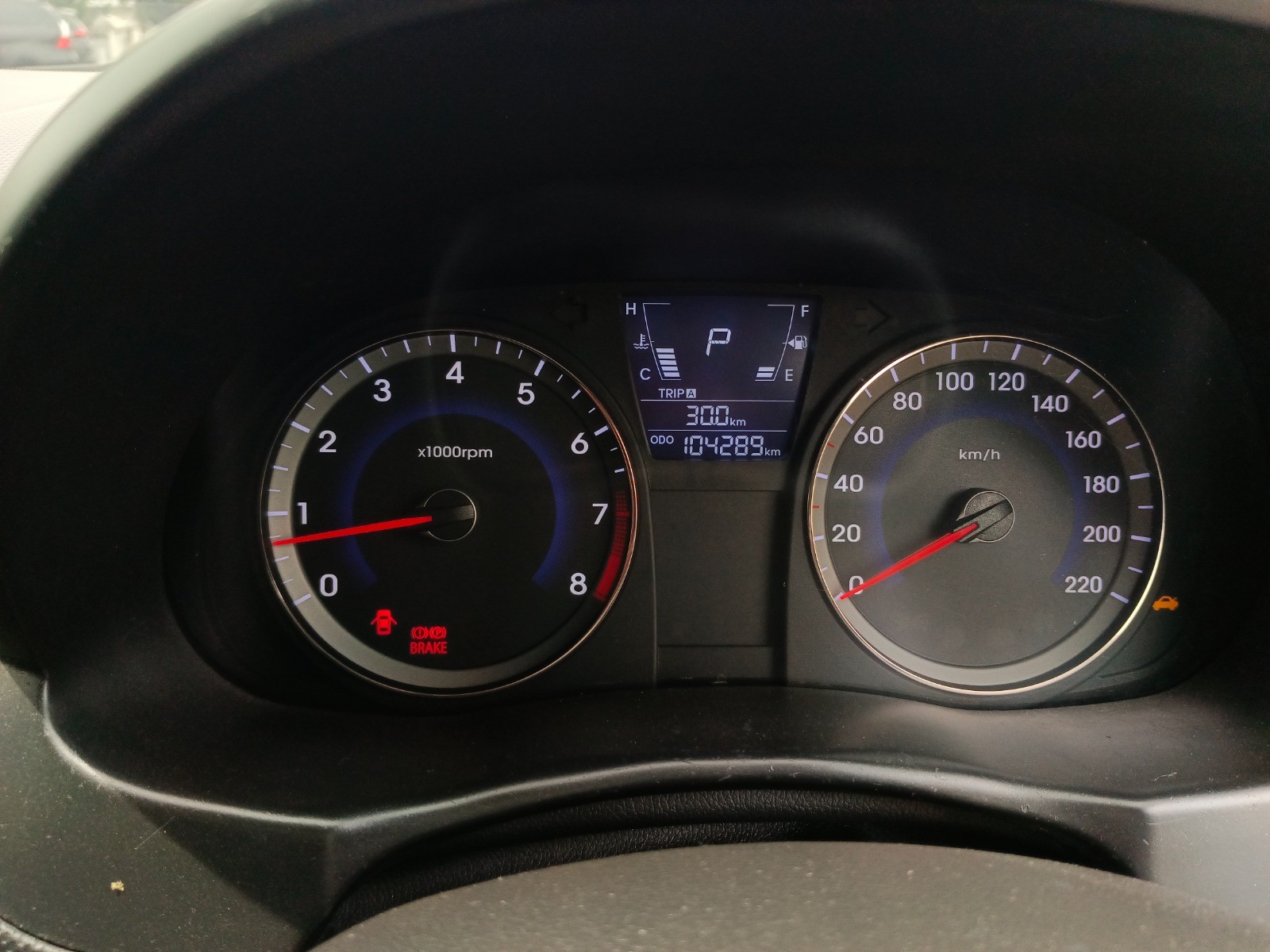 2012 Hyundai Grand Avega GL AT 2012 Hyundai Grand Avega GL AT