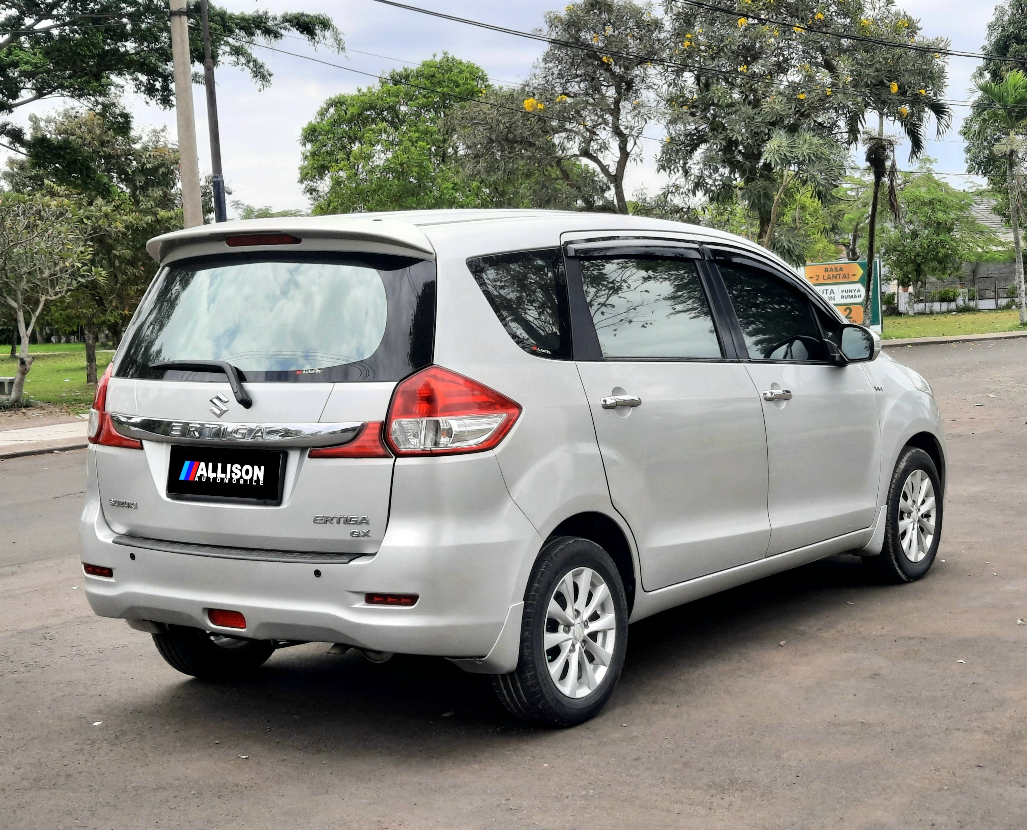 2014 Suzuki Ertiga GX AT 2014 Suzuki Ertiga GX AT