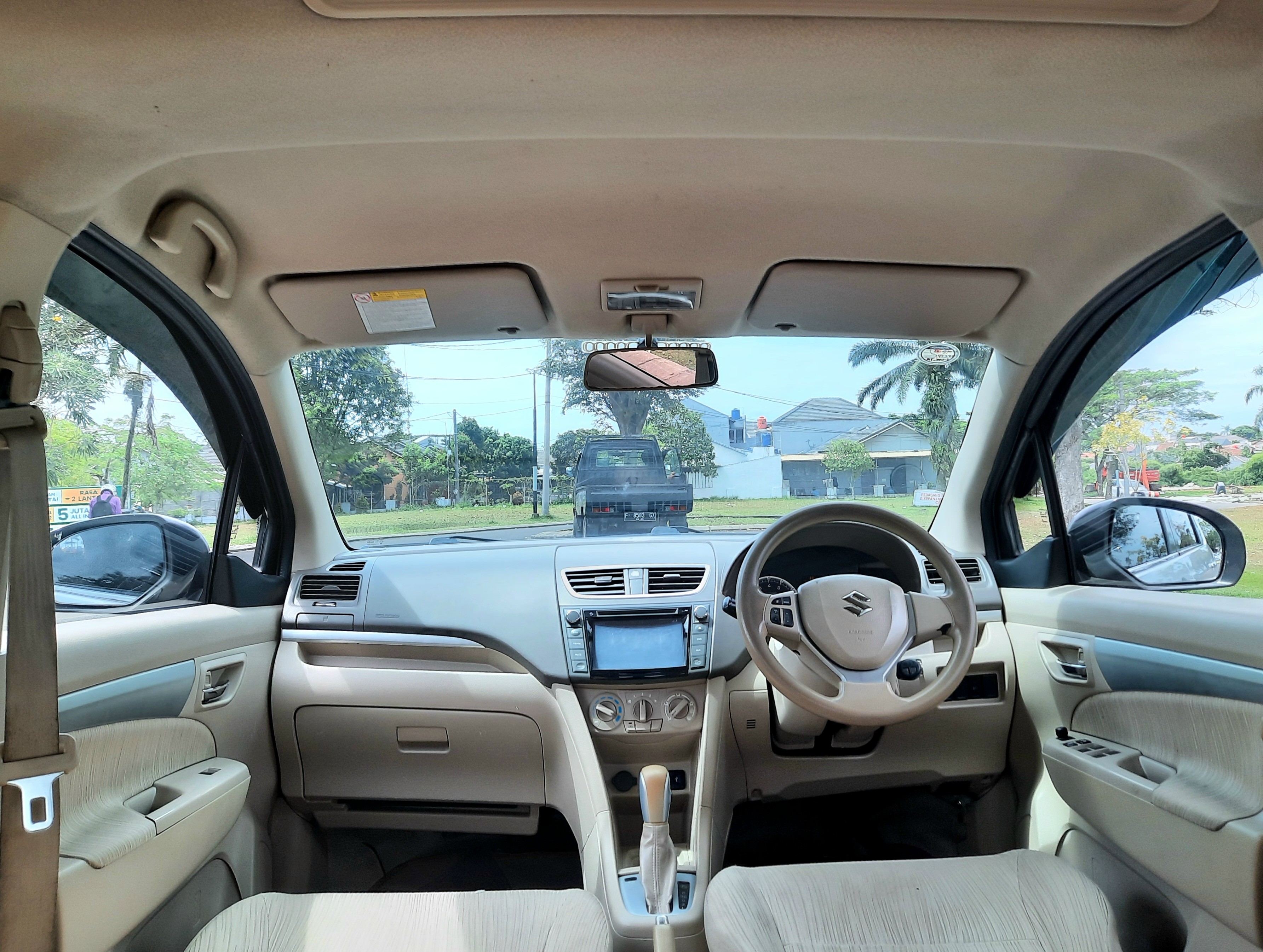 2014 Suzuki Ertiga GX AT 2014 Suzuki Ertiga GX AT
