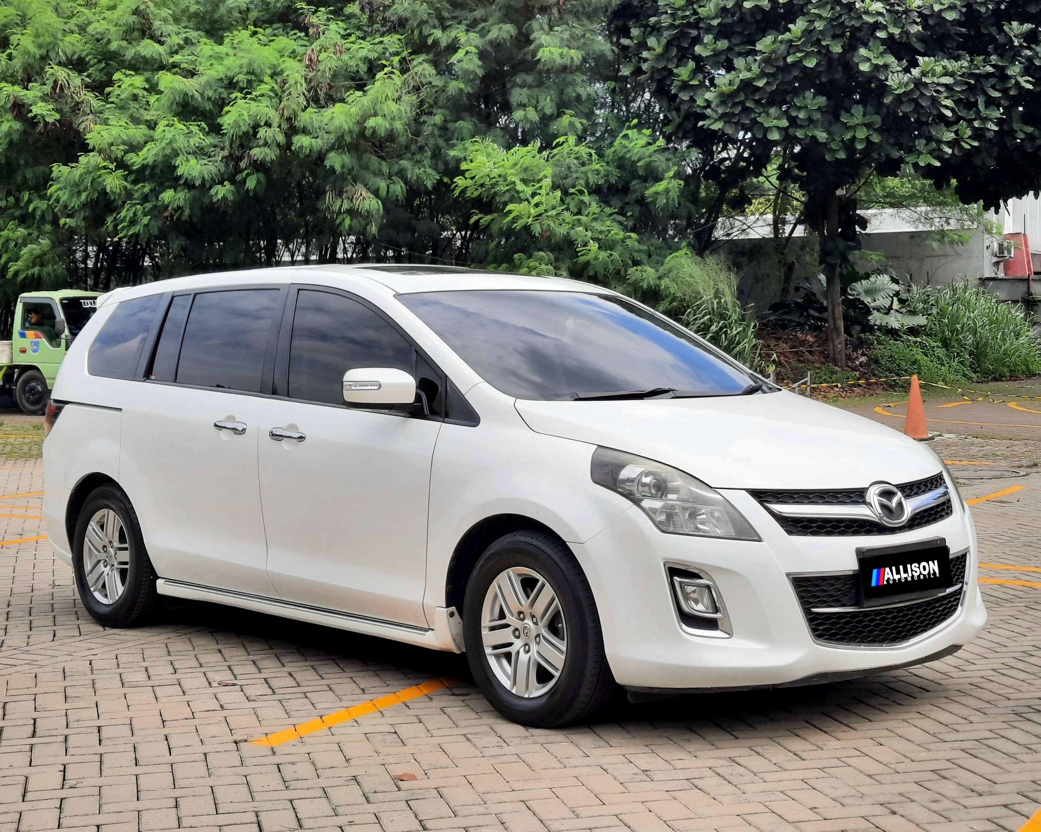 2012 Mazda 8  2.3 L 2012 Mazda 8  2.3 L