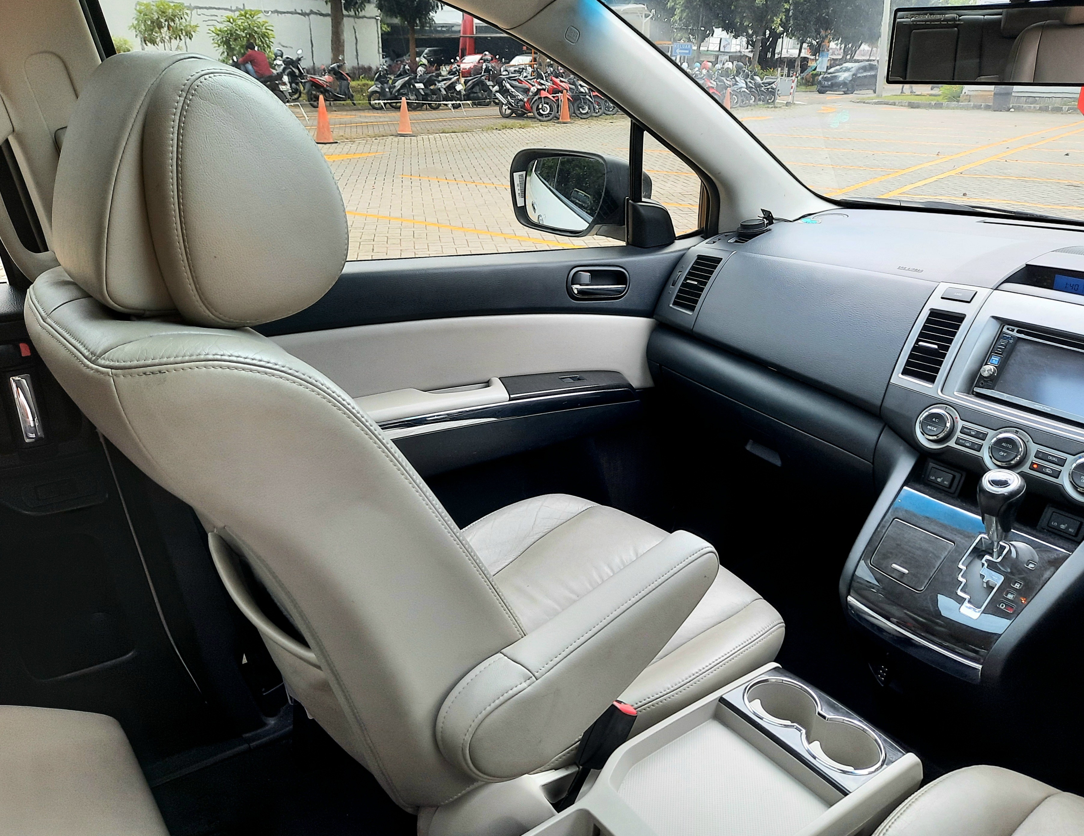 2012 Mazda 8  2.3 L 2012 Mazda 8  2.3 L