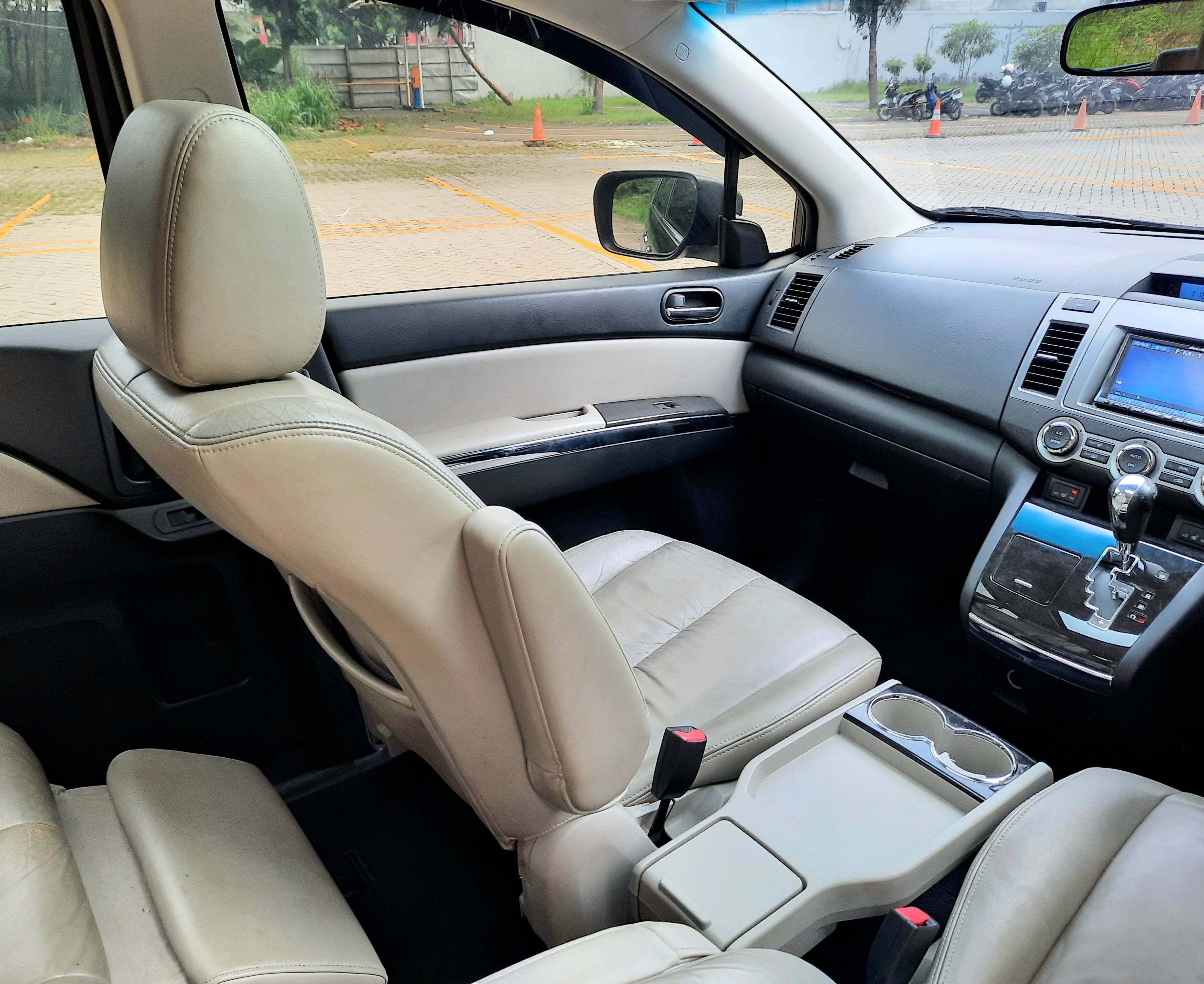 2011 Mazda 8  2.3 L 2011 Mazda 8  2.3 L