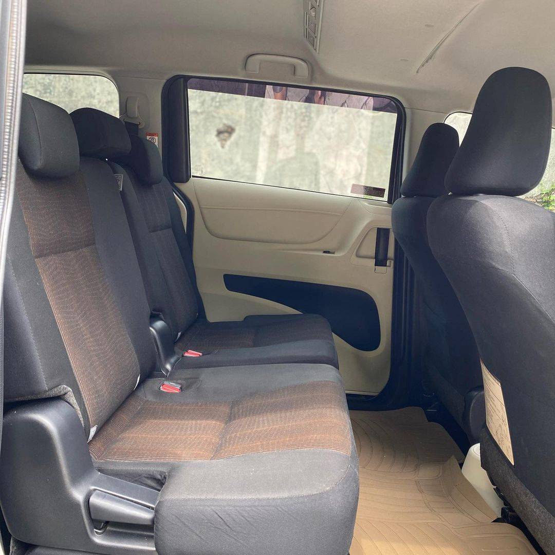 2017 Toyota Sienta 1.5L V AT 2017 Toyota Sienta 1.5L V AT