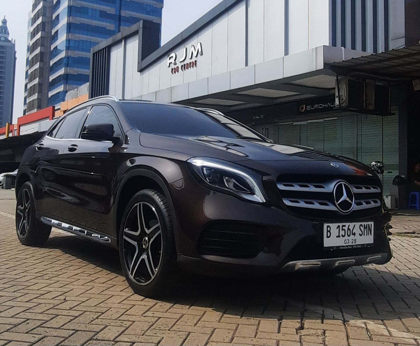 2020 Mercedes Benz GLA-Class 200 AMG Line 2020 Mercedes Benz GLA-Class 200 AMG Line