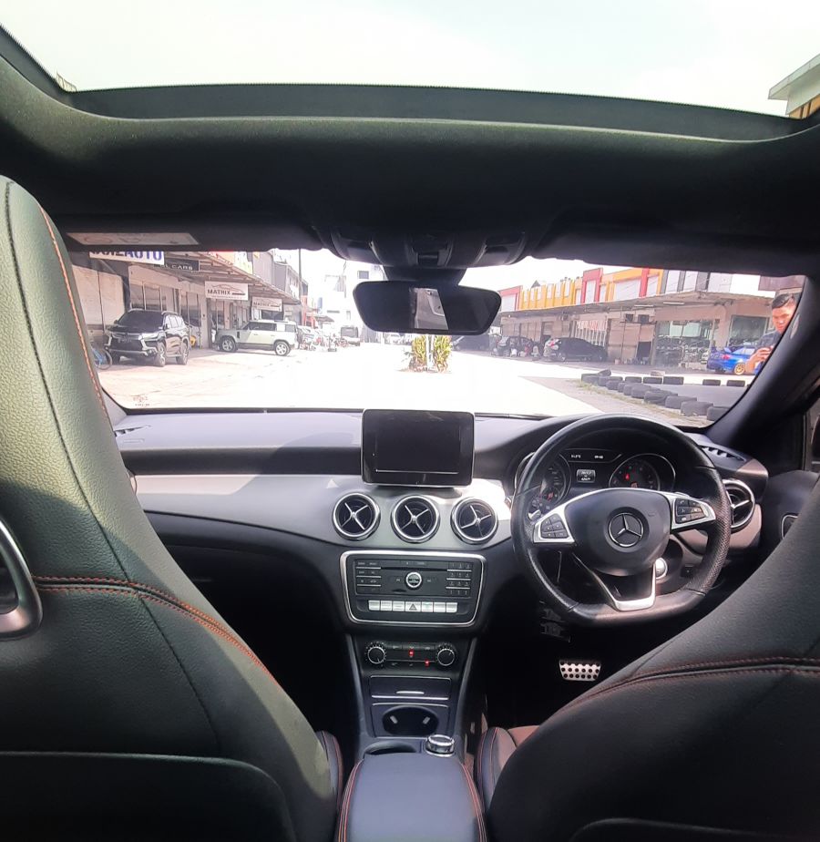 2020 Mercedes Benz GLA-Class 200 AMG Line 2020 Mercedes Benz GLA-Class 200 AMG Line