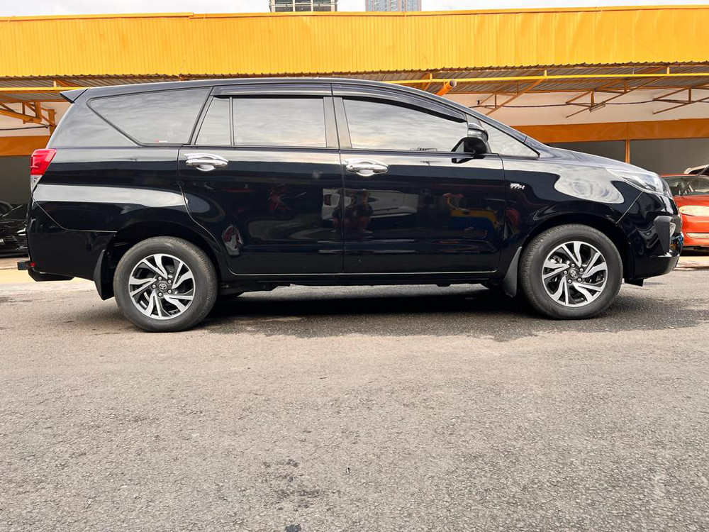 2021 Toyota Kijang Innova 2021 Toyota Kijang Innova