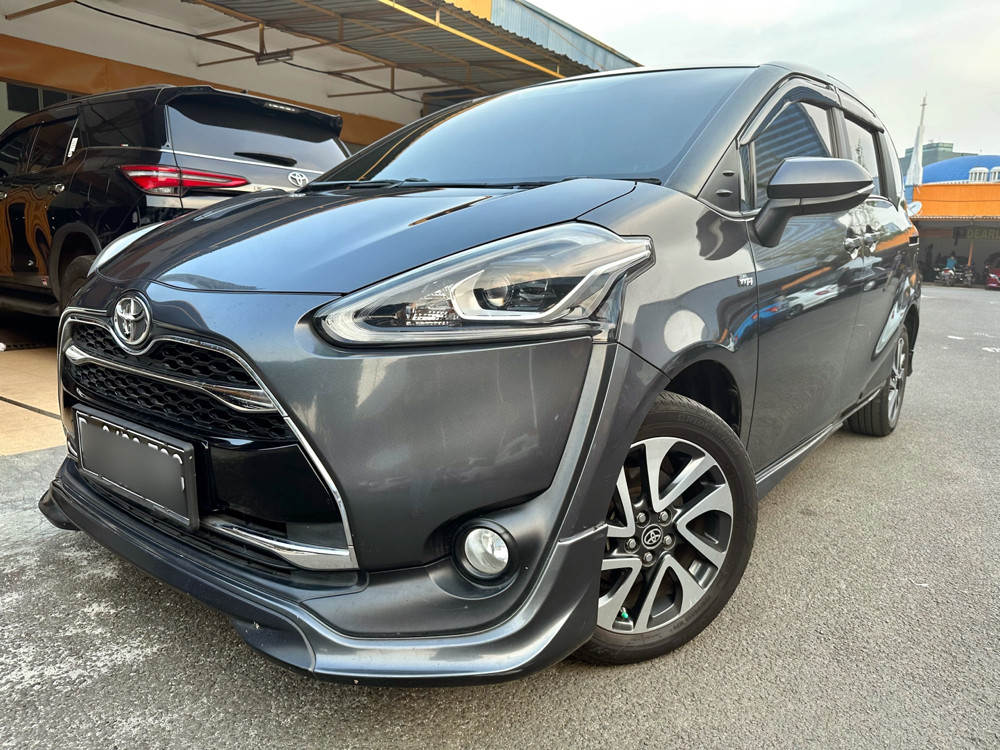 2017 Toyota Sienta 2017 Toyota Sienta