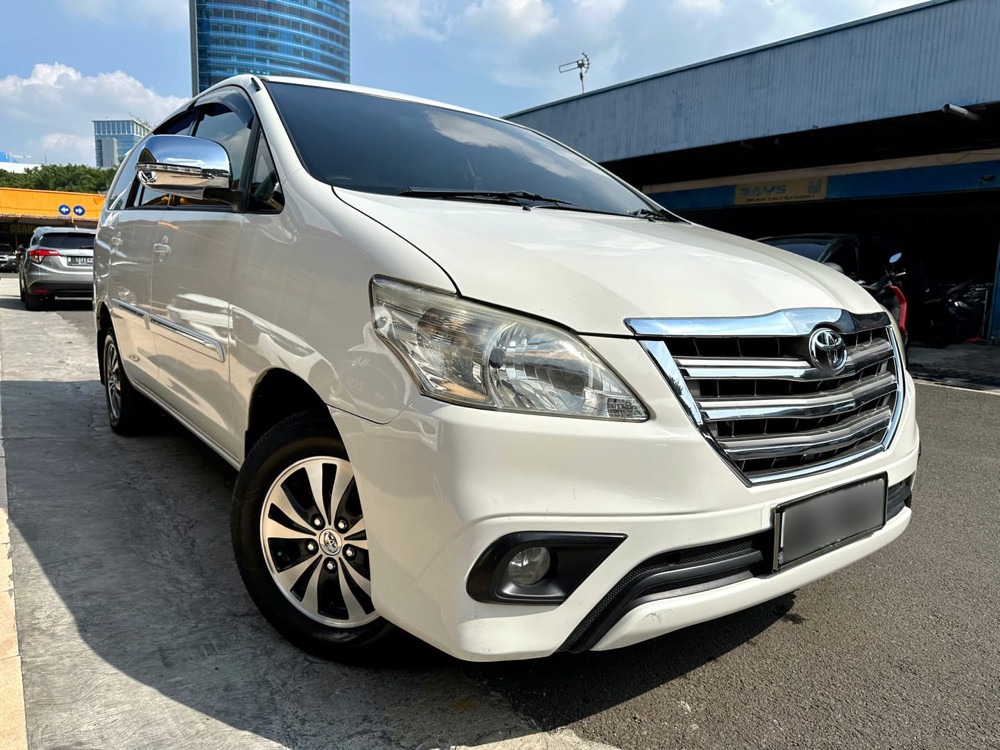 2015 Toyota Kijang Innova 2015 Toyota Kijang Innova