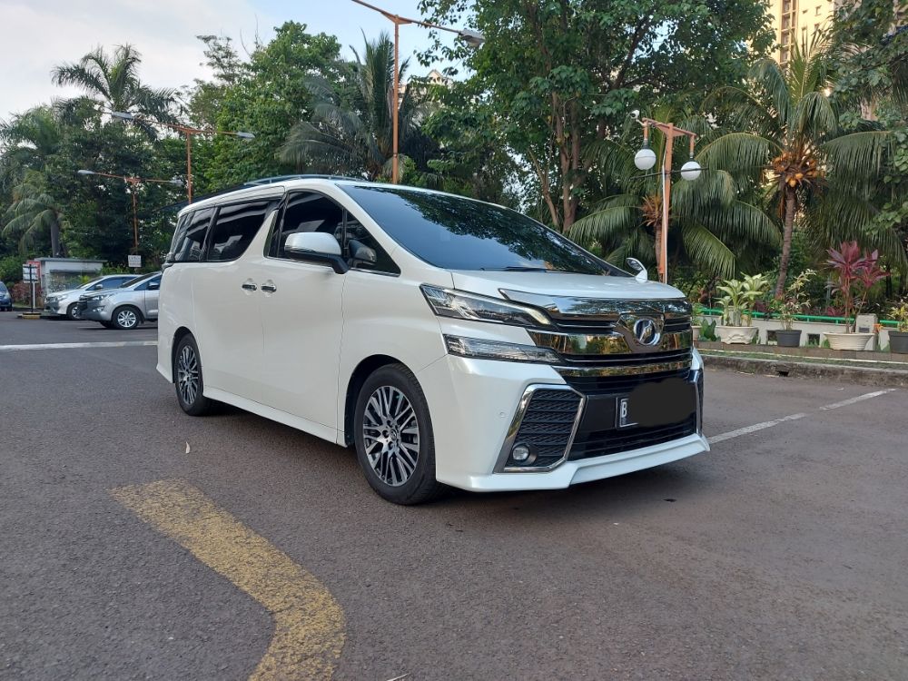 Old 2015 Toyota Vellfire 2.5L G AT Lux 2.5L G AT Lux