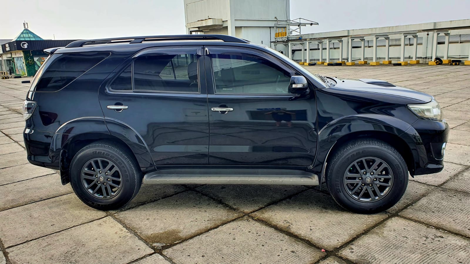 2015 Toyota Fortuner  2015 Toyota Fortuner