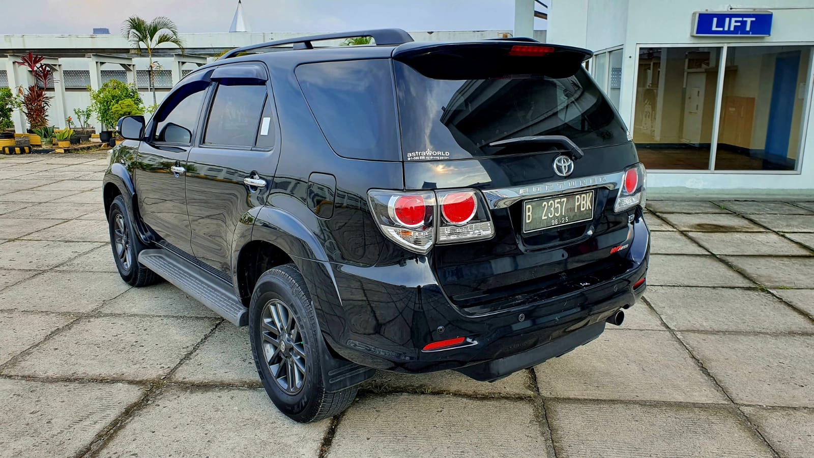 2015 Toyota Fortuner  2015 Toyota Fortuner