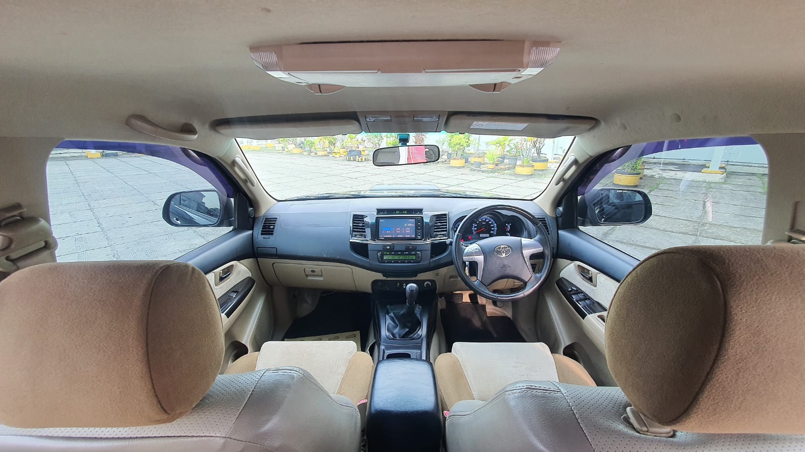 2015 Toyota Fortuner  2015 Toyota Fortuner