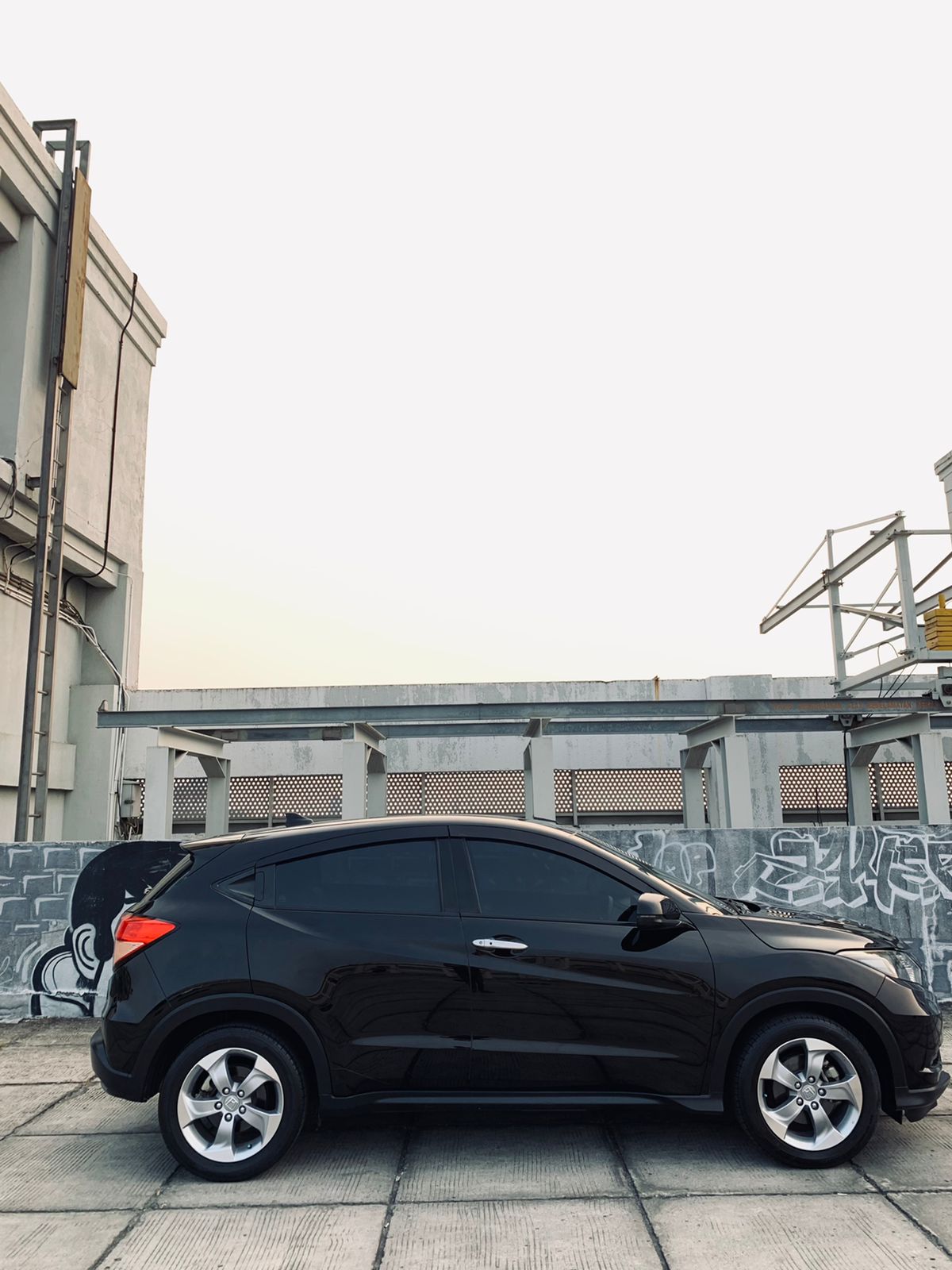 2018 Honda HRV  1.5 E AT 2018 Honda HRV  1.5 E AT