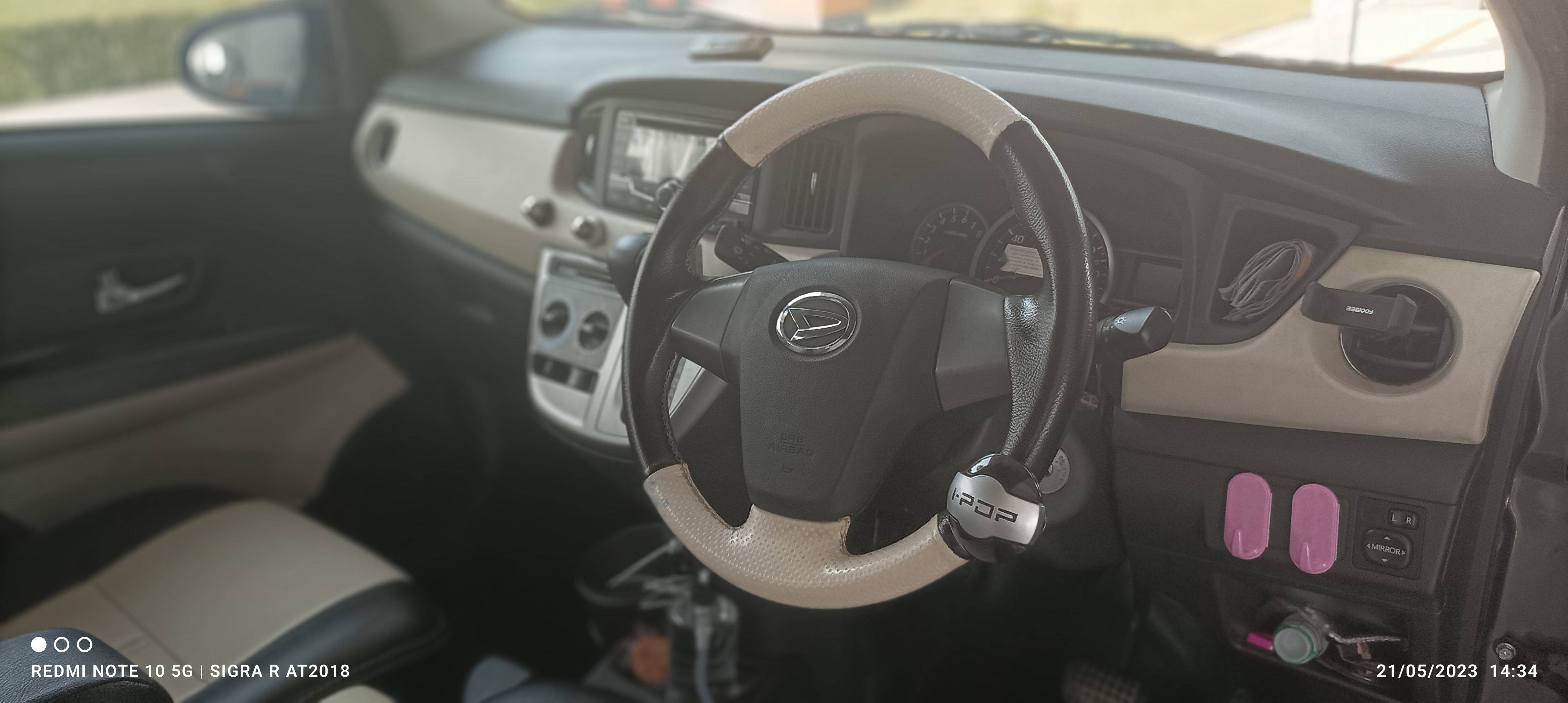 2018 Daihatsu Sigra 1.2 R AT 2018 Daihatsu Sigra 1.2 R AT