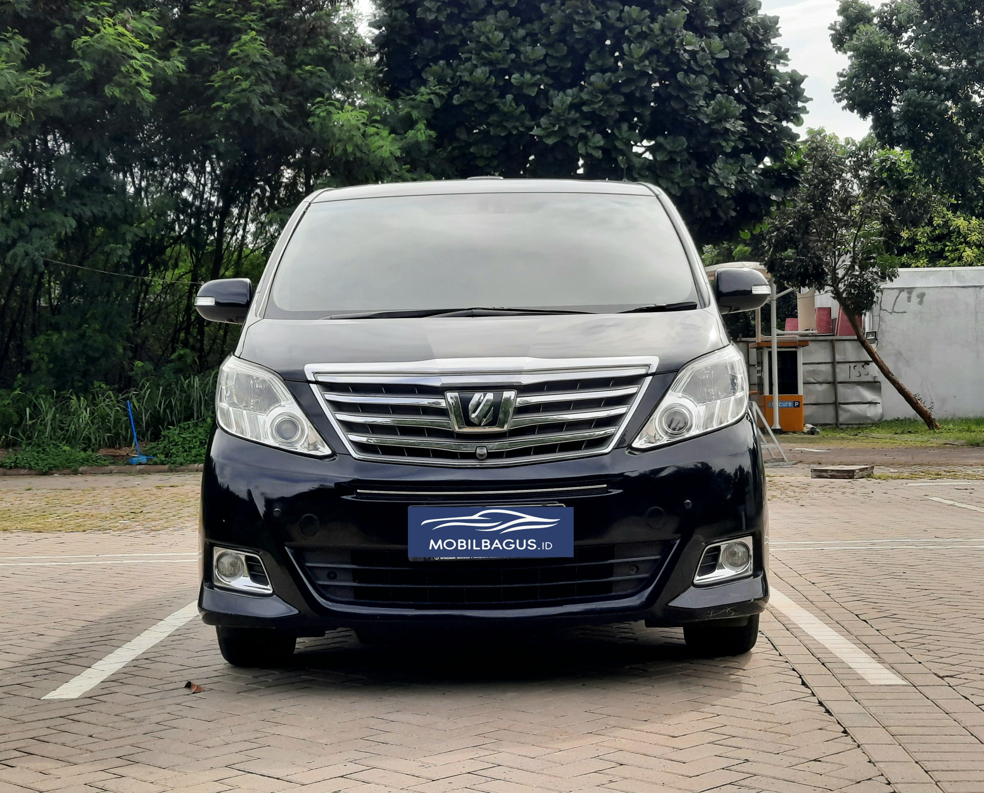 2012 Toyota Alphard  S 2.4 AT 2012 Toyota Alphard  S 2.4 AT