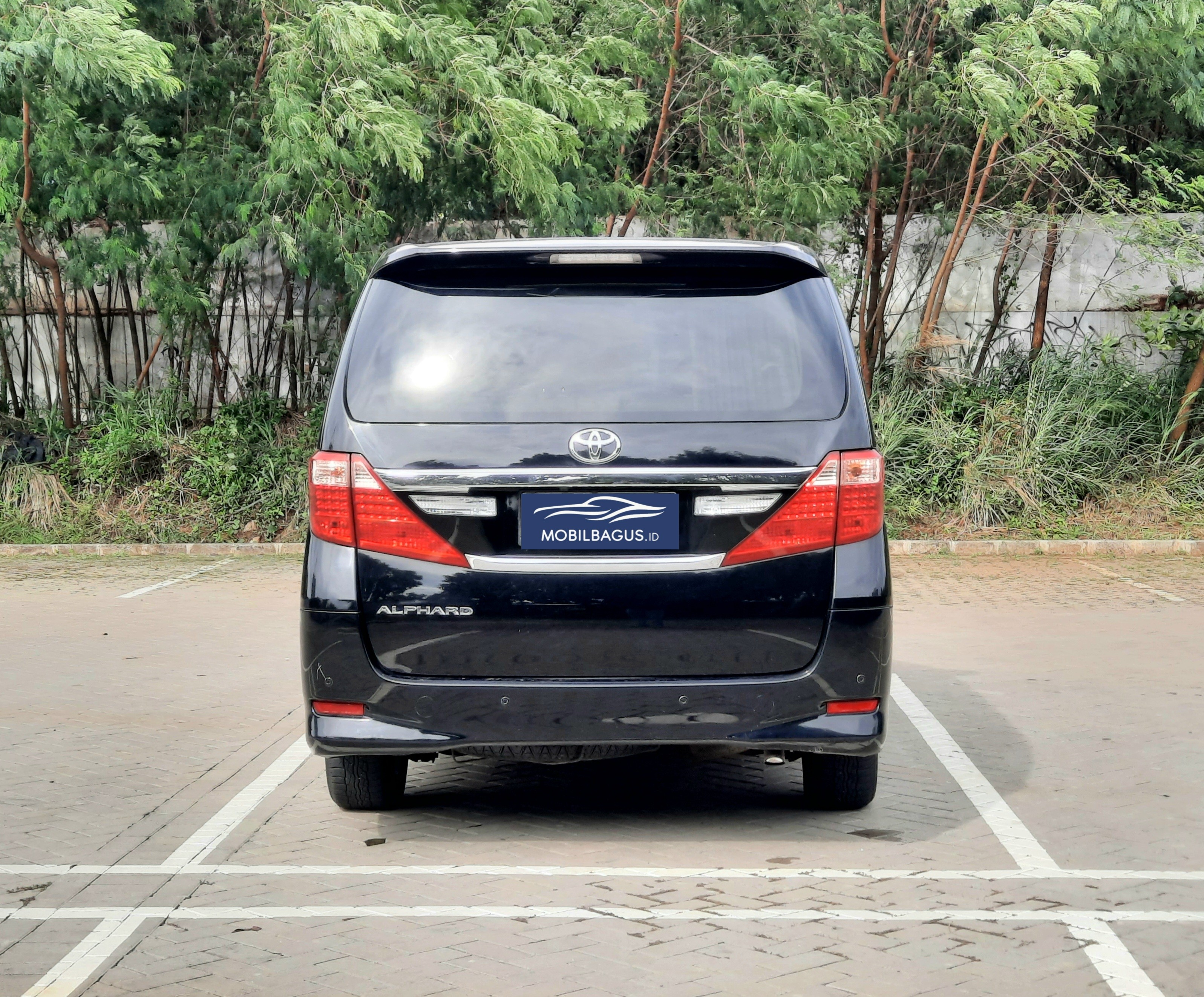 2012 Toyota Alphard  S 2.4 AT 2012 Toyota Alphard  S 2.4 AT