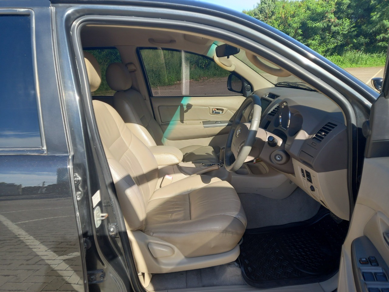 2005 Toyota Fortuner  2.7 G AT 2005 Toyota Fortuner  2.7 G AT