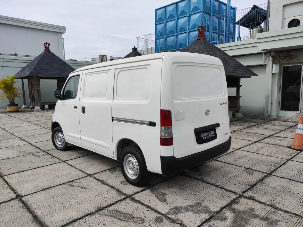 2018 Daihatsu Grand Max