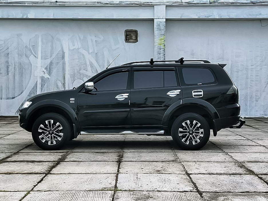 2014 Mitsubishi Pajero 2014 Mitsubishi Pajero