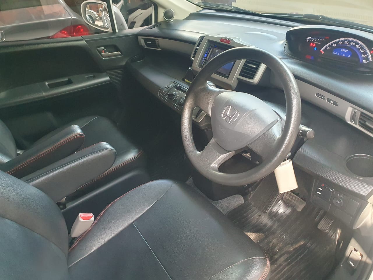 2013 Honda Freed 2013 Honda Freed