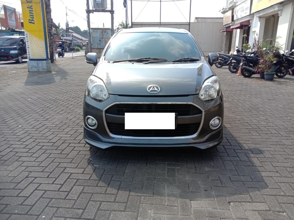 2015 Daihatsu Ayla