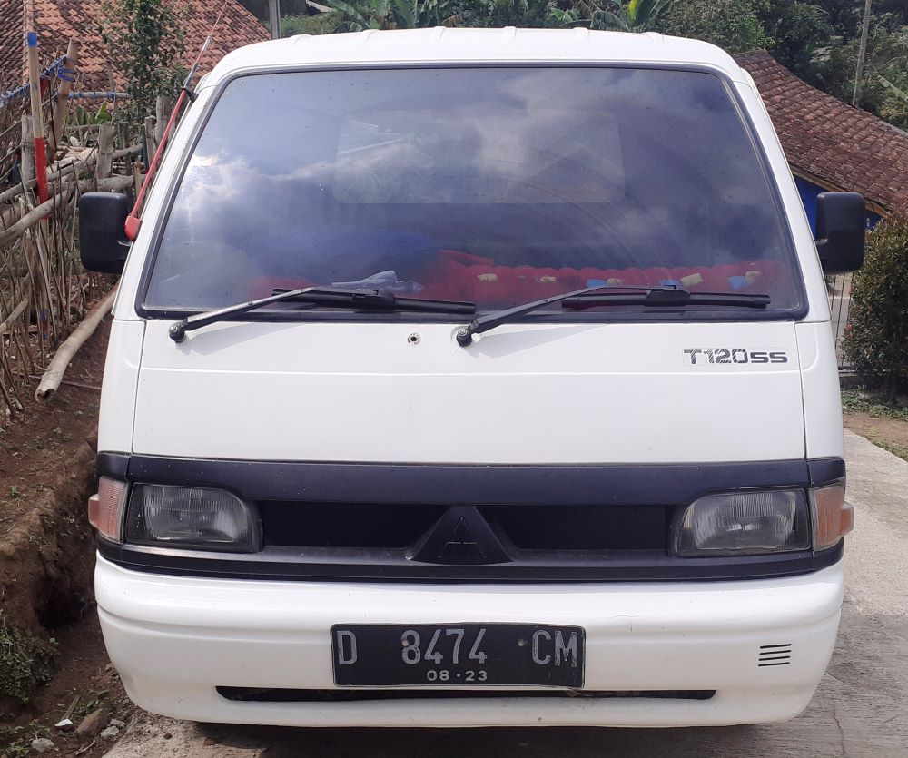 2003 Mitsubishi Colt T120 SS 2003 Mitsubishi Colt T120 SS