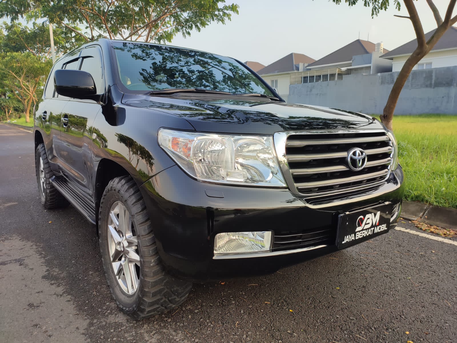 Second Hand 2010 Toyota Land Cruiser  Second Hand 2010 Toyota Land Cruiser
