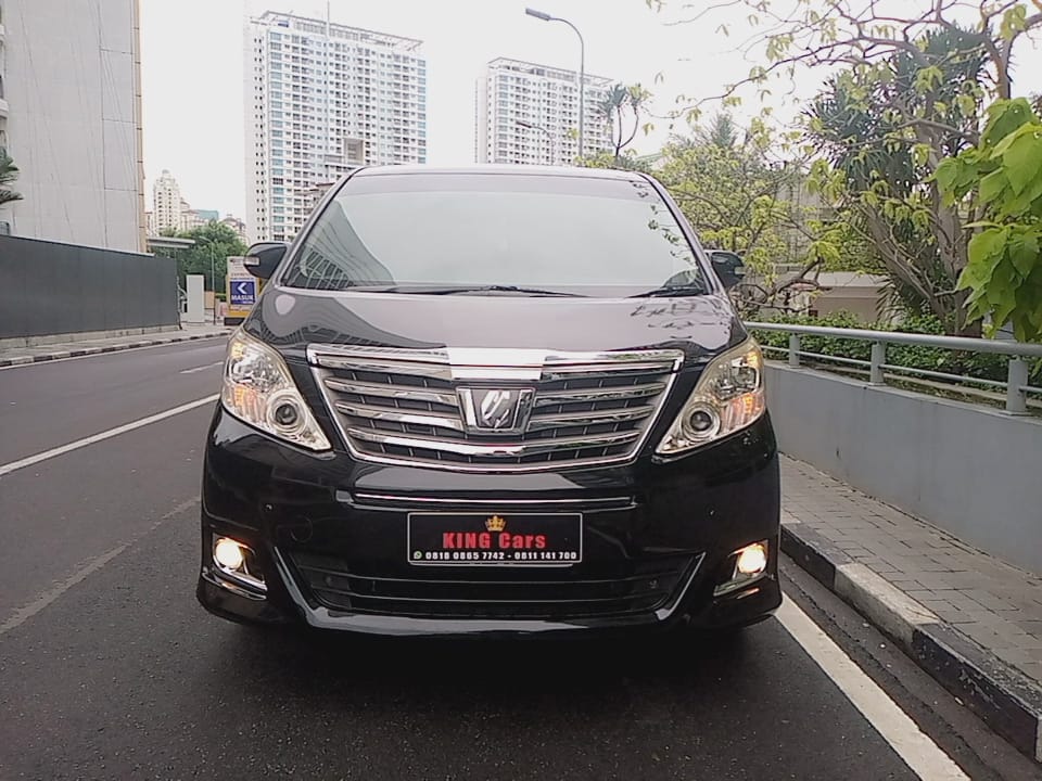 2014 Toyota Alphard  2.4 G A/T LUX Bekas 2014 Toyota Alphard  2.4 G A/T LUX Bekas