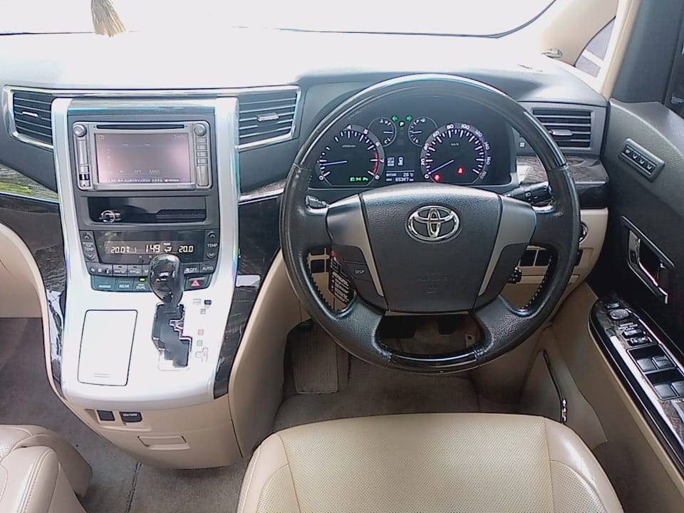2014 Toyota Alphard 2014 Toyota Alphard