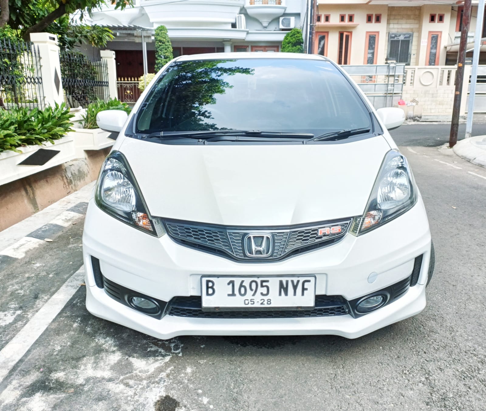 Second Hand 2013 Honda Jazz Second Hand 2013 Honda Jazz